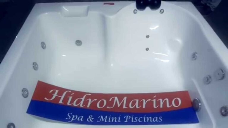 Descubre el Placer de un Jacuzzi de Lujo