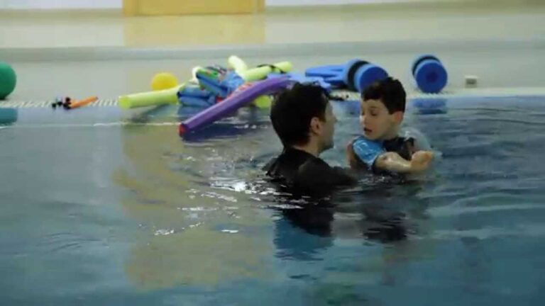 Hidroterapia: Rehabilitación Efectiva para Niños